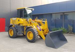 AL926F 8T Wheel Loader Includes Hydraulic Quick Hitch, Fork Frame, 4-in-1 Bucket, Reversing Camera