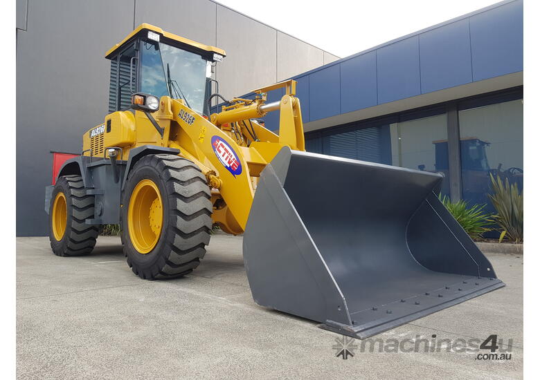 AL926F 8T Wheel Loader Includes Hydraulic Quick Hitch, Fork Frame, 4-in-1 Bucket, Reversing Camera