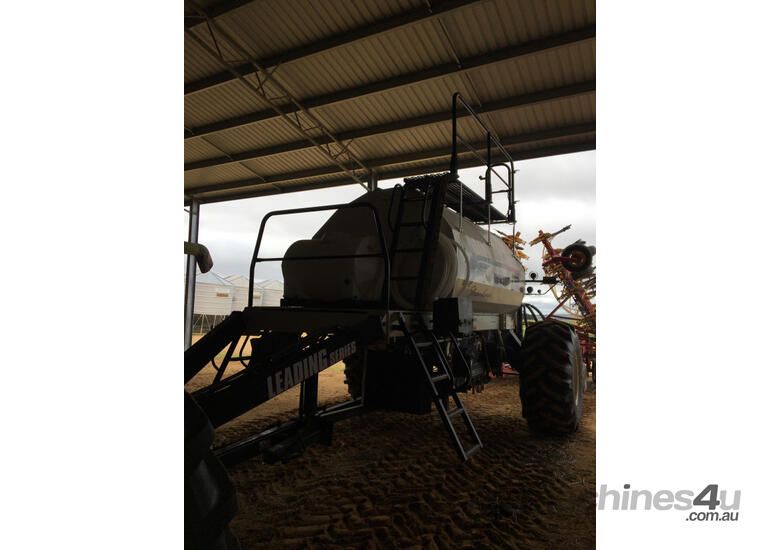 Used 2016 bourgault Bourgault 6350 Air Seeder Cart Seeding Planting