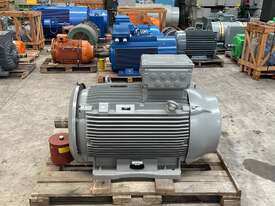 200 kw 270 hp 4 pole 1475 rpm 415 volt Foot Mount 355M/L frame WEG W22 AC Electric Motor - picture0' - Click to enlarge