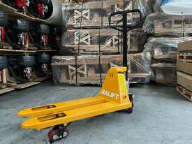 JIALIFT 2.5T 450x900MM Short Pallet Truck | Brand New, 1 Year Warranty - picture1' - Click to enlarge