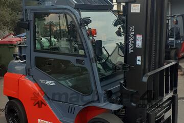 ACTIVE FORKLIFTS - 2016 model toyota 3.5 ton forklift for sale enclosed air con cab 4.5m lift