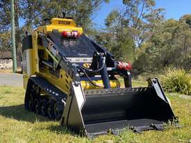 Tracked Mini Loader 30HP - picture1' - Click to enlarge