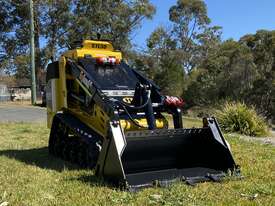 Tracked Mini Loader 30HP - picture2' - Click to enlarge