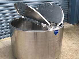 650ltr Insulated Food Grade Stainless Steel Tank - picture2' - Click to enlarge