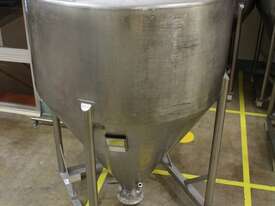 Stainless Steel Conical Hopper - picture1' - Click to enlarge