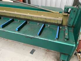 Guillotine 2500mm for sheet metal - picture1' - Click to enlarge