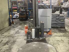 Pallet Wrapper SIAT  - picture0' - Click to enlarge