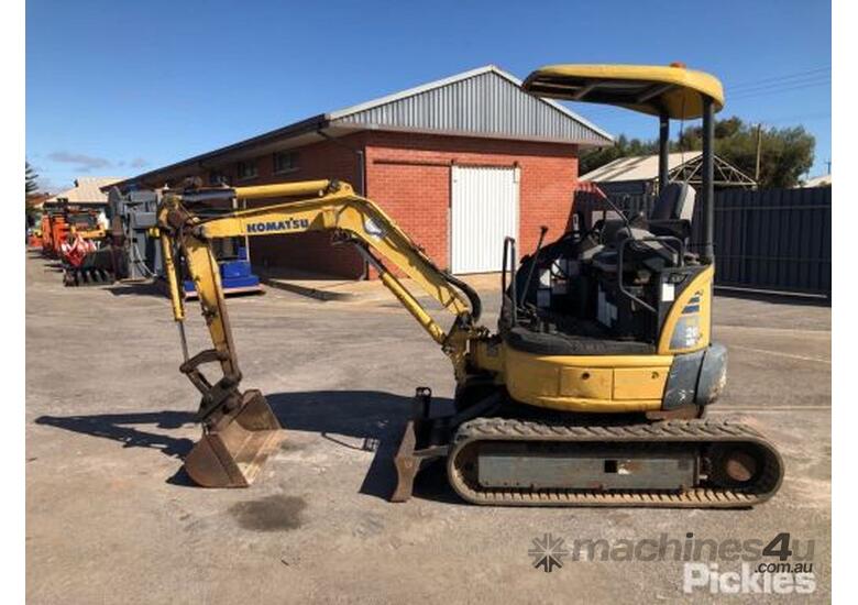 Used komatsu PC20MR-2 0-7 Tonne Excavator in , - Listed on Machines4u