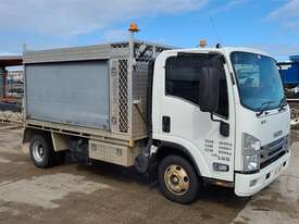 Isuzu NPR - picture0' - Click to enlarge