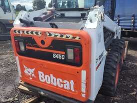 Bobcat S450 Skid Steer - picture2' - Click to enlarge