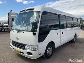 2016 Toyota Coaster Deluxe - picture0' - Click to enlarge