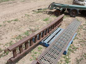 Truck ramps heavy duty - picture1' - Click to enlarge