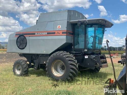 1996 Gleaner R72