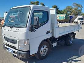 Fuso Canter - picture1' - Click to enlarge