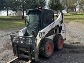 Bobcat S590 Skid Steer - picture0' - Click to enlarge