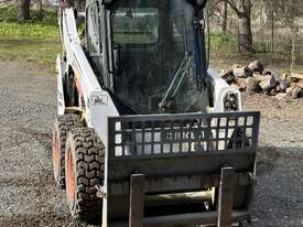 Bobcat S590 Skid Steer - picture0' - Click to enlarge