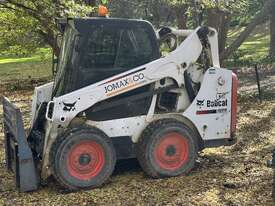 Bobcat S590 Skid Steer - picture2' - Click to enlarge