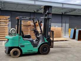 Mitsubishi FG25 ZN Forklift 2.5T 6.5m Lift - picture0' - Click to enlarge