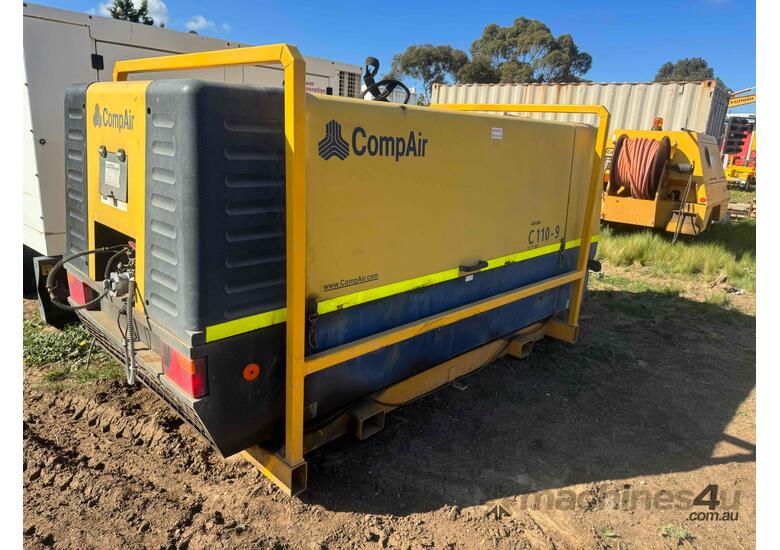 Compair C110-9 400cfm Portable Air Compressor