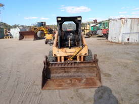 Mustang skid steer loader 2050 - picture1' - Click to enlarge