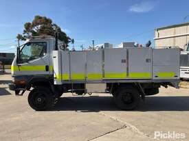 1999 Mitsubishi Canter L 500/600 4 x 4 Water Cart - picture2' - Click to enlarge