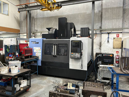 **SOLD** Doosan DNM 6700 CNC Vertical Machining Centre