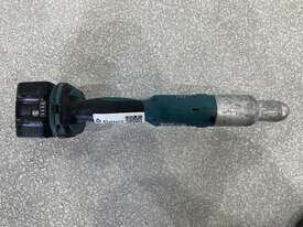 Makita DTL061 Angle Impact Driver - picture0' - Click to enlarge