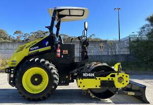 Multipac New 4.5Tonne Padfoot Roller