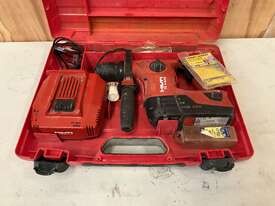 Hilti TE 4 A22 Hammer Drill - picture1' - Click to enlarge