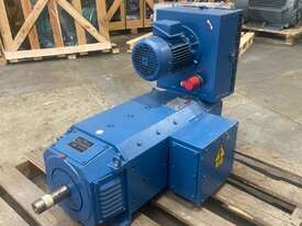 47 kw 63 hp 1750 rpm 460 volt 160 frame DC Electric Motor Bull Electric Model MK3 D.C.MOTOR - picture0' - Click to enlarge