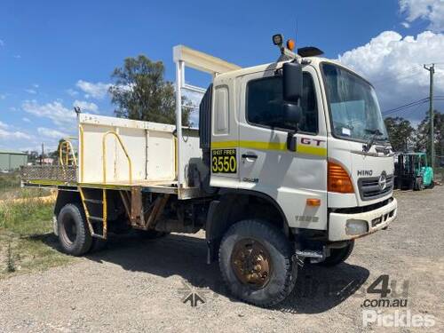 2012 Hino GT 1322 Table Top