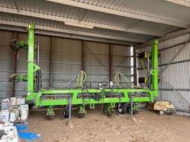 2012 BOSS 12m FS1210 Precision Planter  - picture0' - Click to enlarge