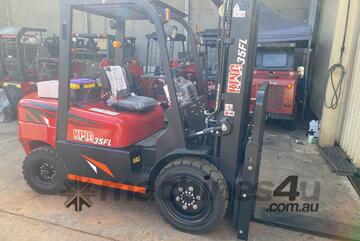 3.5 Ton Diesel Forklift Premium Package $26,990 + GST or around $139 per week on finance