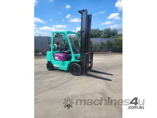 Mitsubishi Forklift 2.5T 