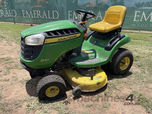 2012 JOHN DEERE D120 RIDE ON LAWN MOWER