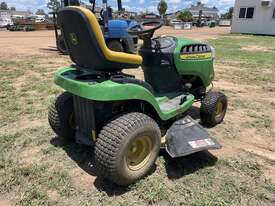 2012 JOHN DEERE D120 RIDE ON LAWN MOWER - picture1' - Click to enlarge