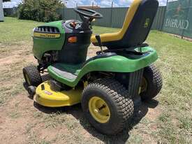 2012 JOHN DEERE D120 RIDE ON LAWN MOWER - picture2' - Click to enlarge