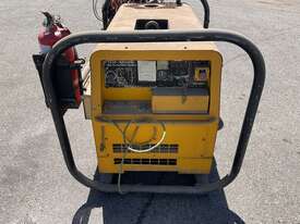 Denyo TLW-300SSK Welder/Generator with Fire Extinguisher - picture1' - Click to enlarge