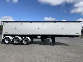 2017 Rhino Triaxle B Double Triple Lead - picture0' - Click to enlarge