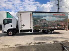 2013 Isuzu FRR600 X-long Curtainsider Day Cab - picture2' - Click to enlarge