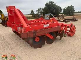 Mashio UFO Speed Tiller 2.6 m wide Approx  As New - Exceptional Condition - picture0' - Click to enlarge