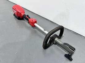 Milwaukee cordless pole power head - picture2' - Click to enlarge