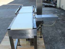 Checkweigher with Air Jet Rejector - picture2' - Click to enlarge