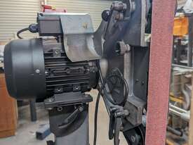 Radius Master Series 2 2x48 belt grinder  - picture2' - Click to enlarge