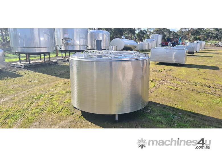 caption 2320lt STAINLESS STEEL TANK, MILK VAT