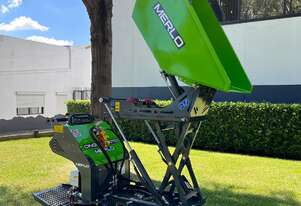 Merlo Tracked Carrier: Cingo M700TD transport materials, handle heavy loads & navigate tight spaces