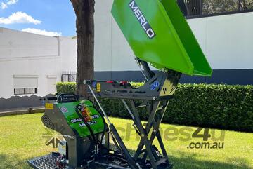 Merlo Tracked Carrier: Cingo M700TD transport materials, handle heavy loads & navigate tight spaces