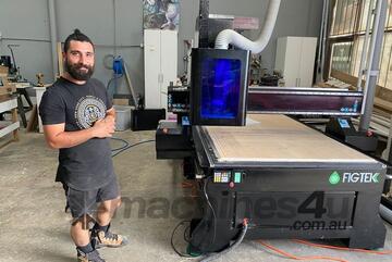 LNC 1325 ATC CNC Router with Work Area : 1300 x 2500 x 300mm