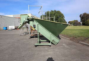 Hopper Incline Elevator Conveyor - 3.5m Long